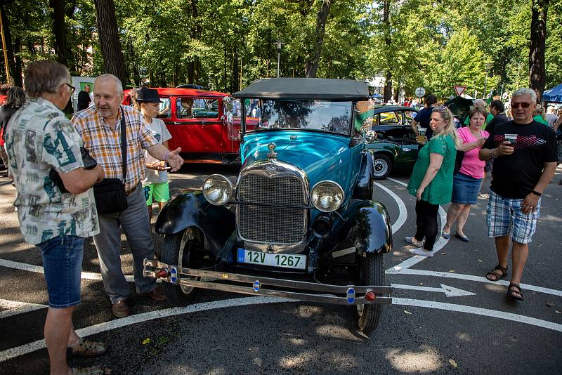 Soutěž elegance historických vozidel, Bohumín, 7. srpna 2021.