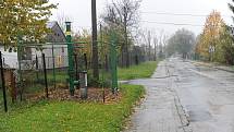 Odplyňovací komínky mají doslova za humny obyvatelé některých domů nejen ve Slezské Ostravě, ale i v Michálkovicích.
