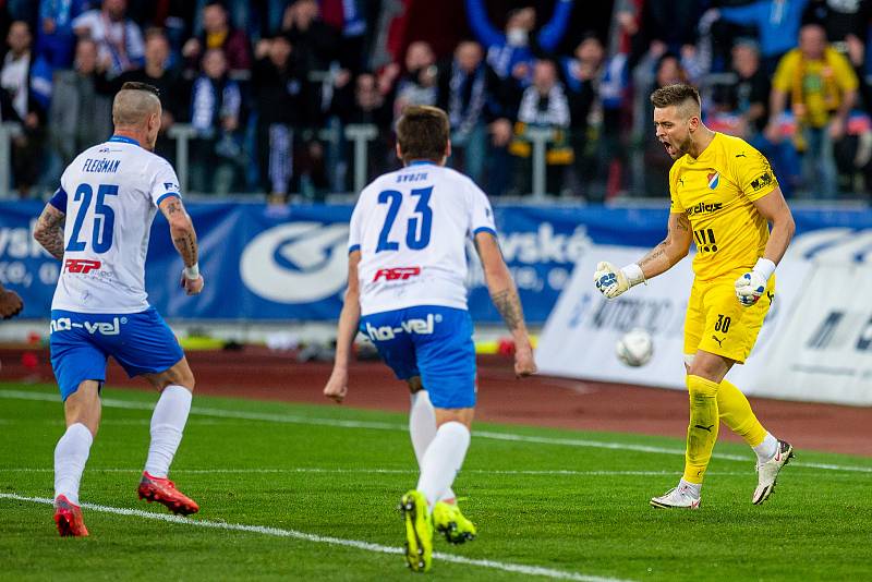 Utkání 13. kola první fotbalové ligy: Baník Ostrava - Sparta Praha, 31. října 2021 v Ostravě. Brankář Baníku Viktor Budinský.