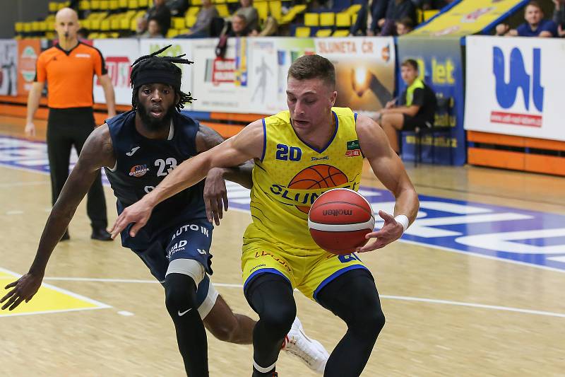 Sluneta Ústí nad Labem - NH Ostrava 86:72, 2. kolo KNBL (sezona 2021/2022).