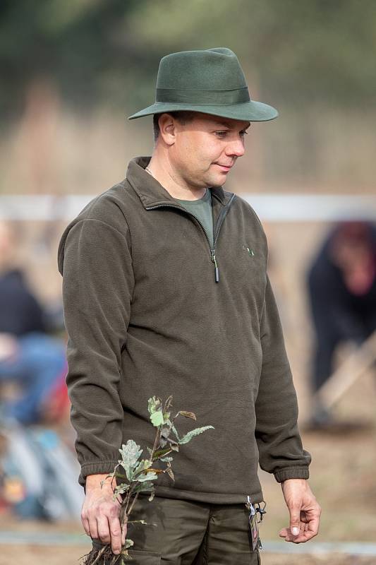 Ilustrační foto z akce Sázíme lesy nové generace, která se uskutečnila 19. řina 2019 v Šilheřovicích.