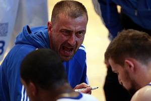 Trenér basketbalistů Ostravy Dušan Medvecký.