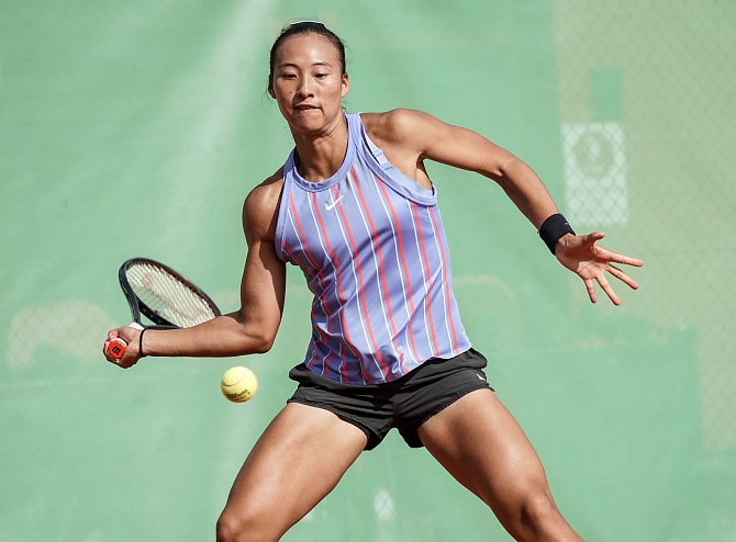 Sedmnáctiletá čínská tenistka Čeng Čchin-wen vyhrála v neděli 20. září turnaj Frýdek-Místek Open Cup s dotací 25 tisíc dolarů. Foto: Frýdek-Místek Open Cup/Pavel Sonnek