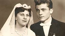 Svatební fotografie manželů Ellerových z 12. října 1957.