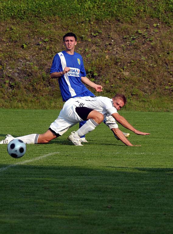 Šéf fotbalového klubu Baníku Ostrava Tomáš Petera v dresu Kubina Teamu