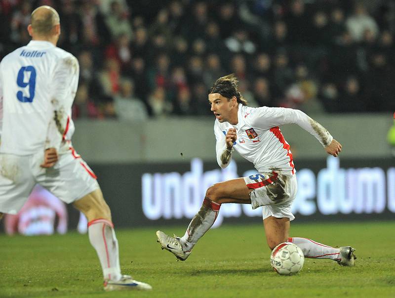 Milan Baroš během utkání s Dánskem.