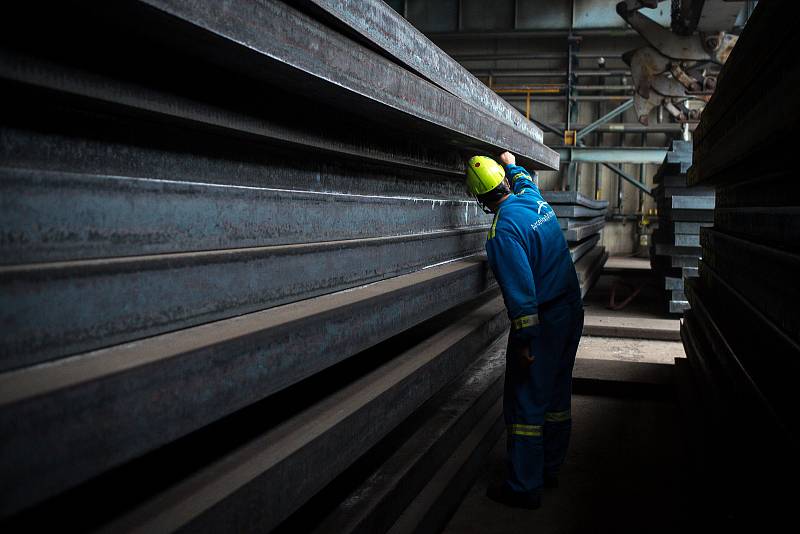 Podnik ArcelorMittal Ostrava, 19. října 2018 v Ostravě. Na snímku provoz Minihuť, ocelárna. Válcovna, ocelové bramy.