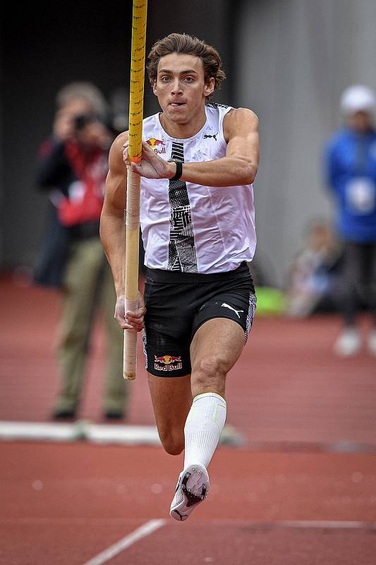 Zlatá tretra, atletický mítink kategorie Continental Tour - Gold, 19. května 2021 v Ostravě. Armand Duplantis (SWE), skok o tyči muži.