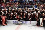 Mistrovství světa hokejistů do 20 let, finále: Rusko - Kanada, 5. ledna 2020 v Ostravě. Na snímku vítězný tým Kanady.