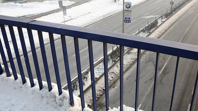 Patnáctiletá školačka se chtěla zabít skokem z Frýdlantských mostů v centru Ostravy.