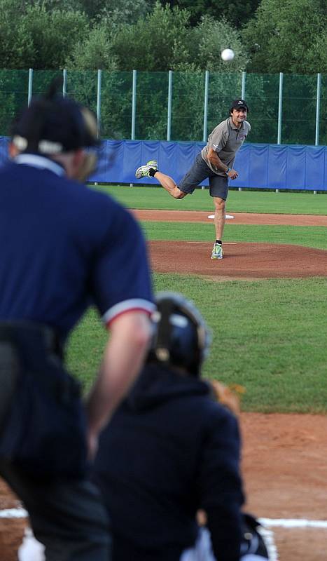 Čeští baseballisté do 18 let podlehli na evropském šampionátu v Ostravě ve středu Nizozemsku 5:11.