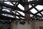 V sobotu 6. dubna hořela střecha rodinného domu v Šenově u Ostravy.