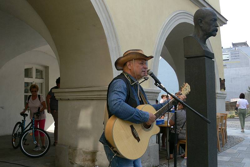 V sobotu 26. června 2021pokračoval druhým dnem v Ostravě Festival v ulicích.
