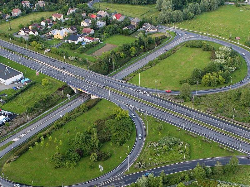 Startují opravy mostů na tahu do Beskyd. 