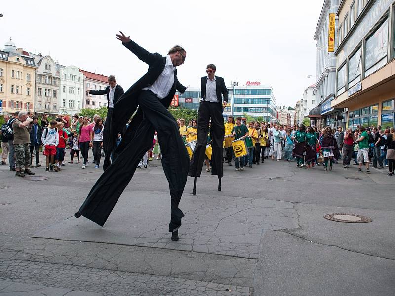 Festival v ulicích. Ilustrační foto