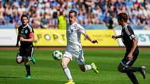 FC Baník Ostrava - 1.SC Znojmo. Uprostřed Martin Sus