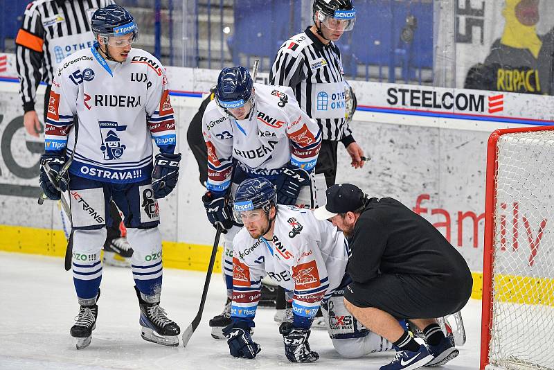 Utkání 40. kola hokejové extraligy: HC Vítkovice Ridera - HC Litvínov, 22. ledna 2023, Ostrava. (střed) Petr Fridrich z Vítkovic.