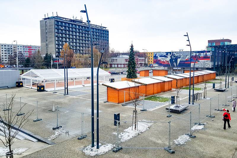 Oplocení nového náměstí v Ostravě-Hrabůvce. 29. listopadu 2021.