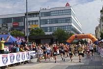 Atmosféra v centru města na RBP Ostrava City Marathonu v neděli 12. září 2021.