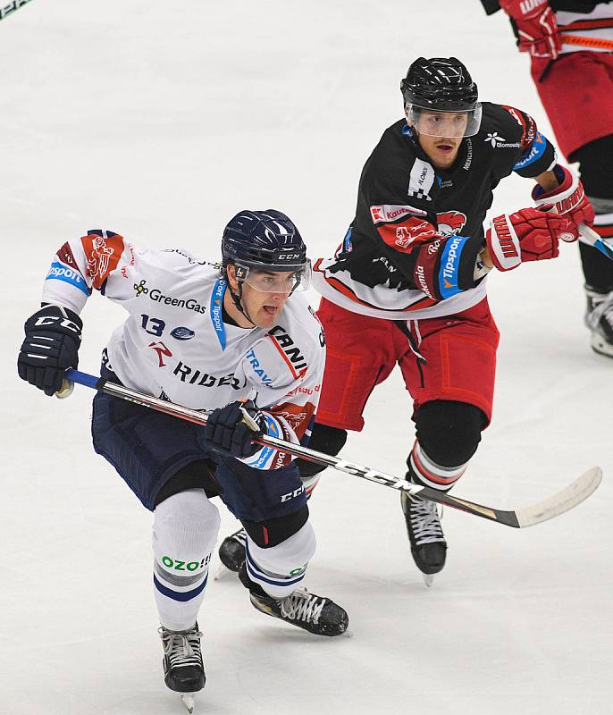 Přípravný zápas hokejistů Vítkovice - Olomouc 11. srpna v Ostravě.