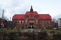 Vítkovická radnice. Zahájení výstavby 1901 podle projektu Arch. Maxe von Ferstela. Otevřena 1902.