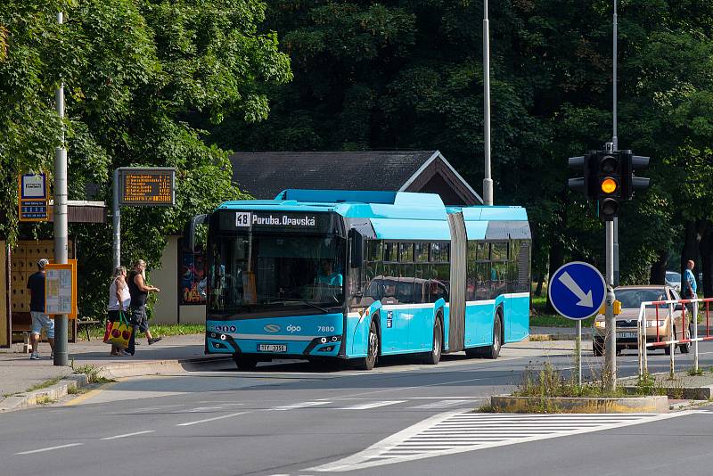 Okolí Bělského lesa v Ostravě ve směru k hotelu Areál poblíž Plzeňské ulice, srpen 2021.