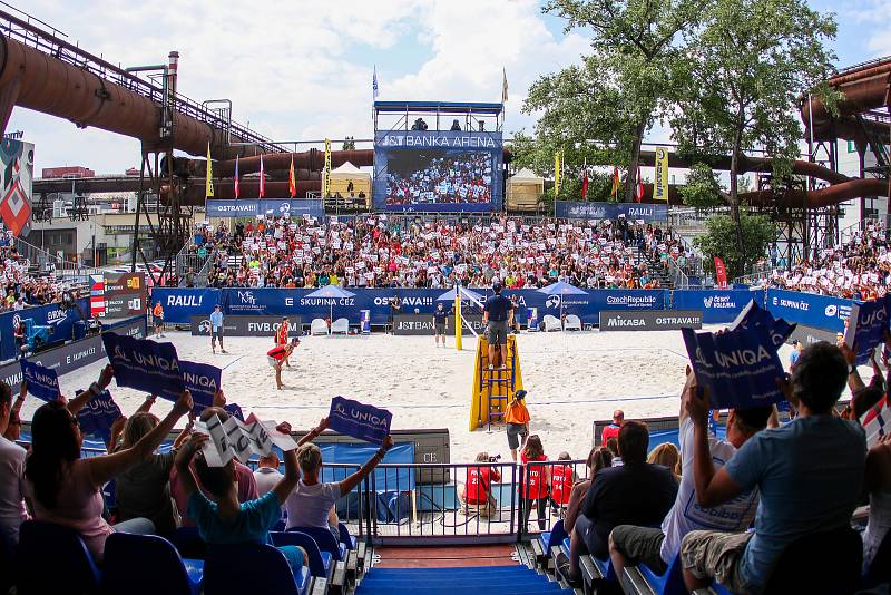 Na turnajích J&T Banka Ostrava Beach Open v roce 2018 a 2019 vytvořili fanoušci v areálu Dolních Vítkovic  skvělou atmosféru.