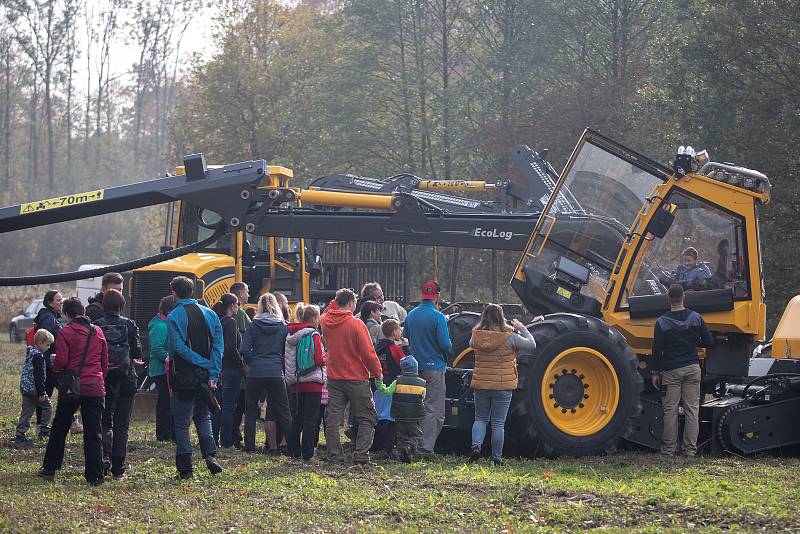 Sázíme lesy nové generace, 19. řina 2019 v Šilheřovicích.