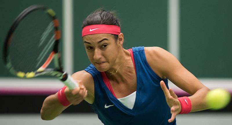 Semifinále Fed Cupu v Ostravě. Neděle, na snímku Caroline Garcia.