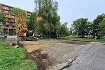 Výměna betonu za zeleň v Porubě, Ostrava, 29. 8. 2023