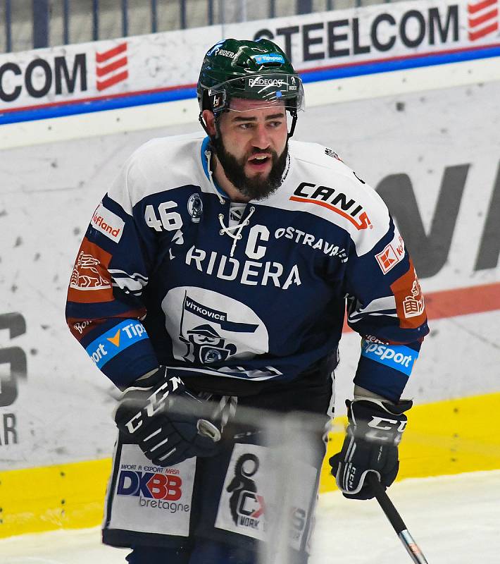 Roman Polák z Vítkovic - 31. kolo Tipsport Extraligy HC VÍTKOVICE RIDERA - HC Kometa Brno, 30. prosince 2020 v Ostravě.