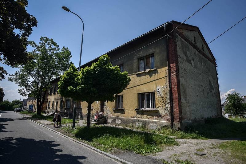 Starousedlíkům na Trnkovci vadí kromě obyvatel Pátovy ulice také lidé z nedaleké Trnkovecké ulice, kde Centrom rovněž působí.