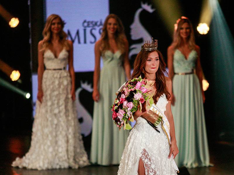 Vyhlášení české Miss 2018 v Gongu.Vyhlášení vítězky České Miss - Lea Šteflíčková