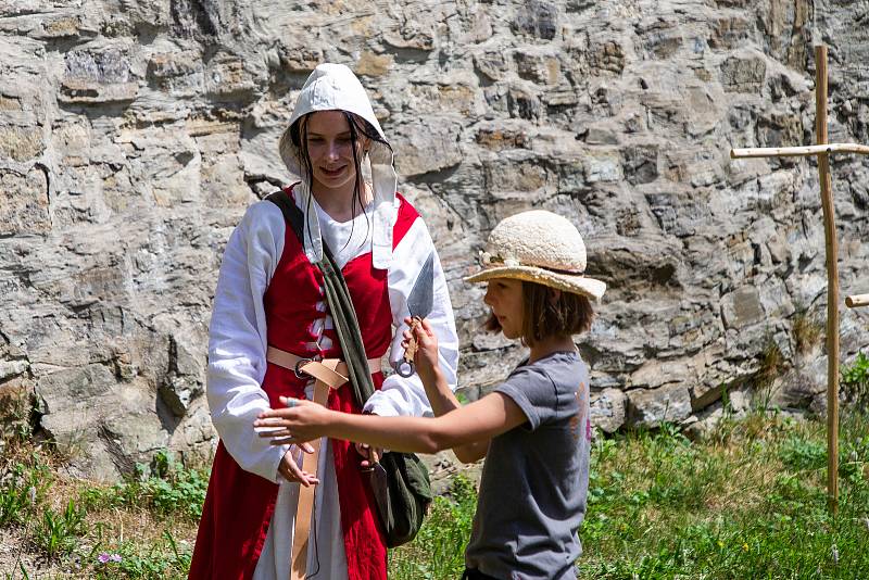 Hrad Hukvaldy, sokolnická a historická show, 10. července 2021.