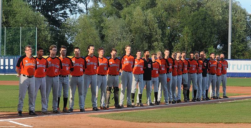 Čeští baseballisté do 18 let podlehli na evropském šampionátu v Ostravě ve středu Nizozemsku 5:11.