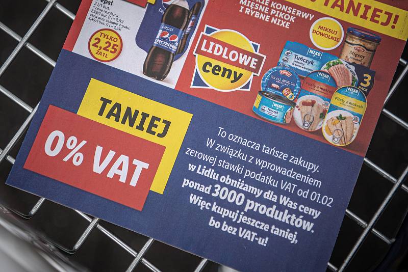 Prodejna Lidl, 1. února 2022 v polském Těšíně.