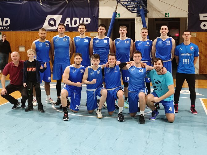Basketbalisté BK Hladnov se v moravské skupině druhé ligy umístili na třetím místě.