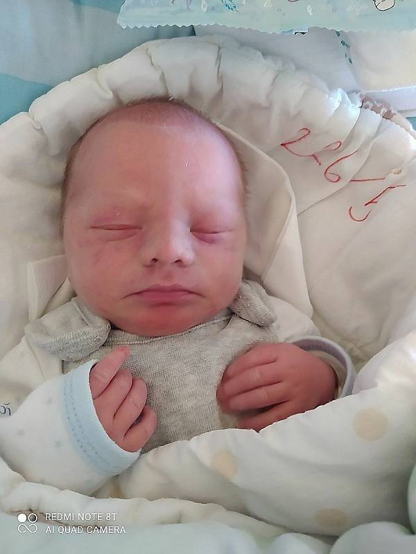 Filip Strkáč, Opava, narozen 28. března 2021 v Opavě, míra 48 cm, váha 3010 g. Foto: Tereza Fridrichová