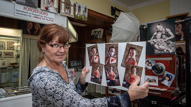 Majitelka Fotostudia Radmila Panáčková nabízí speciální akci, focení v rouškách, 17. června 2020 v Ostravě.