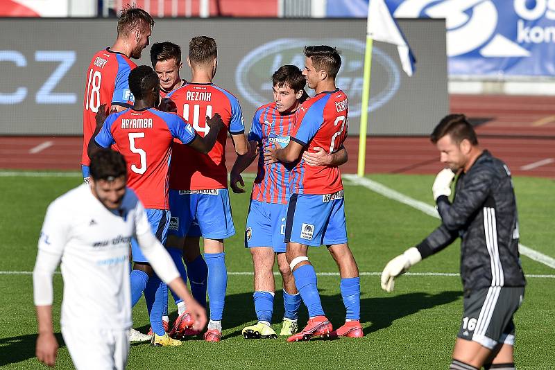 Utkání 27. kola první fotbalové ligy: Baník Ostrava - Viktoria Plzeň, 3. června 2020 v Ostravě. (střed) radost Plzně Pavel Bucha z Plzně.