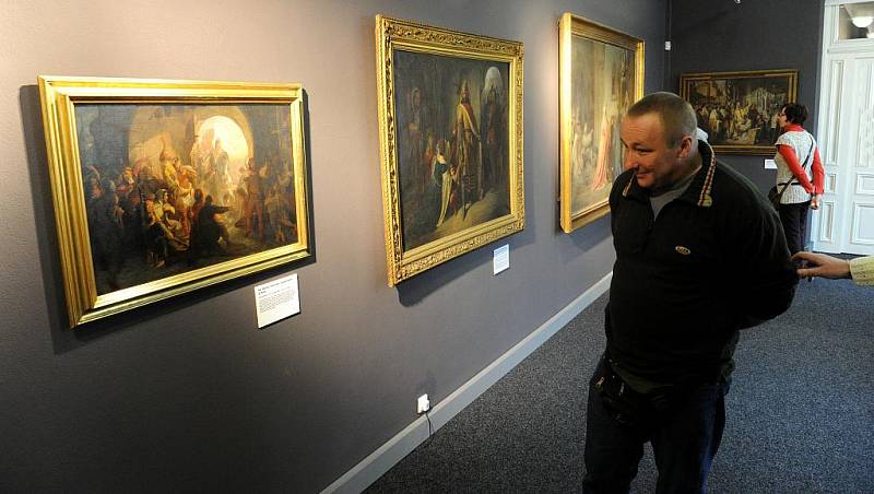 O unikátní výstavu o Janu Lucemburském je ohromný zájem.