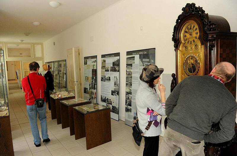 O unikátní výstavu o Janu Lucemburském je ohromný zájem.
