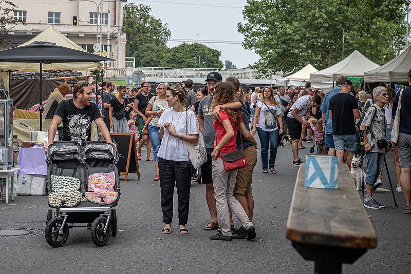 Víkendová pěší zóna Malá Kodaň, kde se uskutečnily farmářské Trhy, co se hledají, 15. srpna 2020 v Ostravě.