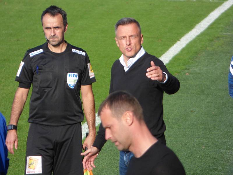 Fotbalisté Baníku Ostrava v neděli hráli v Liberci. Trenér Slovanu Luboš Kozel.