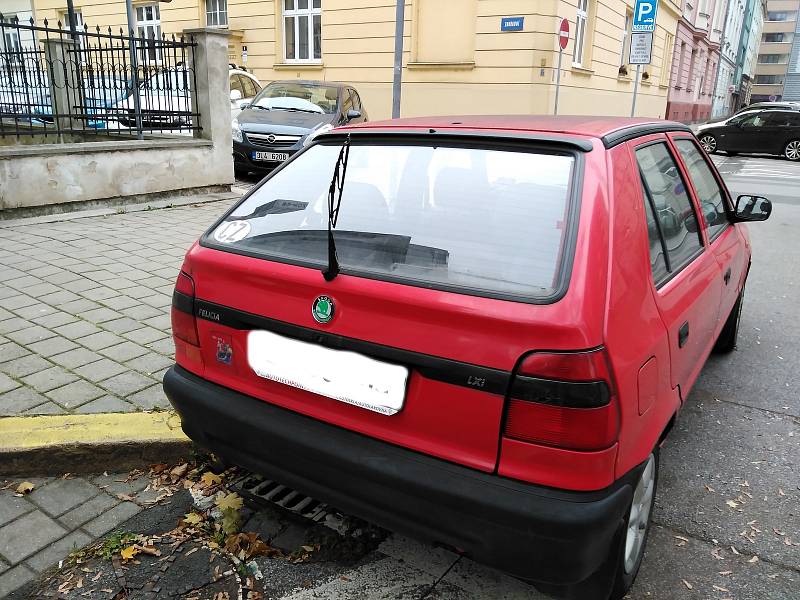 Škodovka již více než měsíc poutá pozornost kolemjdoucích