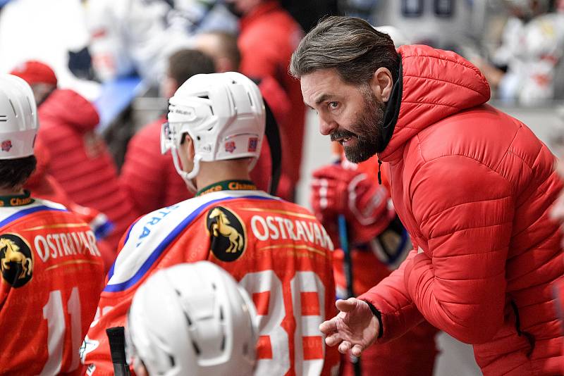 Utkání semifinále play off Chance ligy - 4. zápas: HC RT TORAX Poruba 2011 - Rytíři Kladno, 7. dubna 2021 v Ostravě. Asistent trenéra David Moravec.