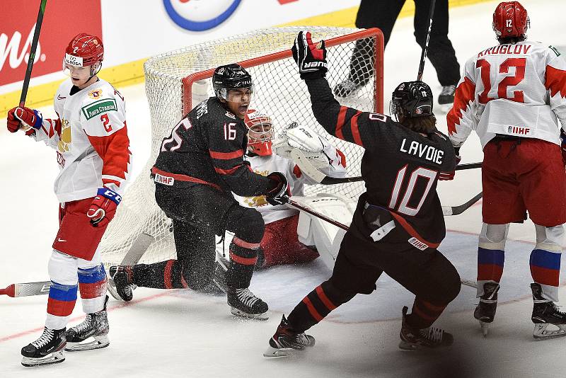Mistrovství světa hokejistů do 20 let, finále: Rusko - Kanada, 5. ledna 2020 v Ostravě. Na snímku (střed) radost hráče Akil Thomas a Rapheal Lavoie (brankář) brankář Ruska Amir Miftakhov.