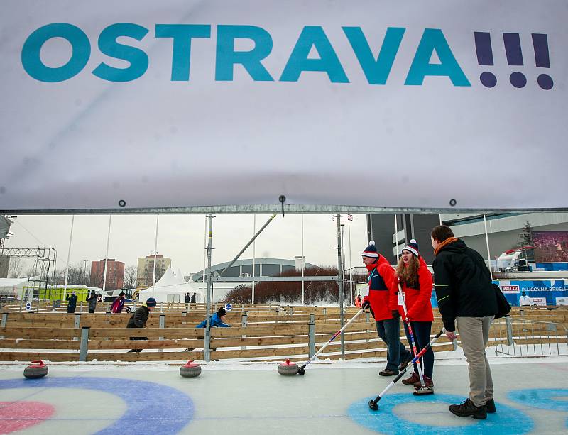 Zahájení olympijského festivalu u Ostravar Arény v Ostravě.