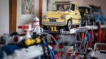 Sběratel má modely LEGO Technic, 30. března 2021 v Ostravě.