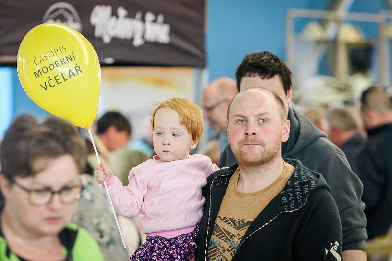 VČELA!!! Včelařské jarní setkání na Černé louce, 23. března 2019 v Ostravě.